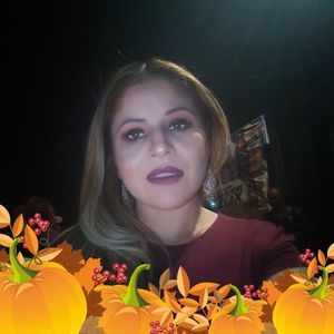 Meet your Posher, Monica